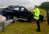 Fortuner Tergelincir di Tol Pekanbaru–Bangkinang, Satu Penumpang Luka Berat