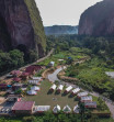 Glamping di Lembah Harau: Liburan Bareng Keluarga dengan View Alam Terbaik