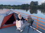 Menikmati Keindahan Alam Danau Tajwid di Pelalawan: Tempat Healing Seru dengan Sensasi Camping di Atas Kapal Pesiar