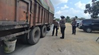 Tekan Angka Kecelakaan, Ditlantas Polda Riau Bersama BPTD Periksa Kelaikan Truk Angkutan