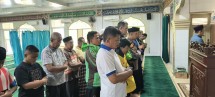 Lintas Elemen Masyarakat Gelar Salat Gaib untuk Affan Kurniawan di Masjid Al-Huda Pekanbaru