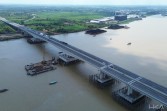 Dukung Pembangunan Tol Palembang - Betung, HKA Rampungkan Pekerjaan Hotmix Jembatan Musi