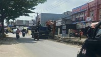 Agung Minta Lurah Tegas, Toko yang Tutup Drainase Harus Ditegur