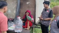 Kisah Pilu Nenek Rosmia'ah, Bertahan di Rumah Rapuh yang Terancam Ambruk
