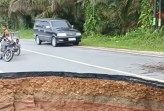 Hujan Deras, Jalan Lintas Riau -Sumbar Longsor