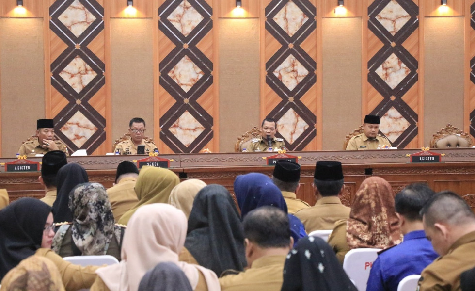 Kepala BKPSDM Ikut Apel Perdana Bersama Pj Wali Kota Pekanbaru Pasca Libur Hari Raya Idul Fitri