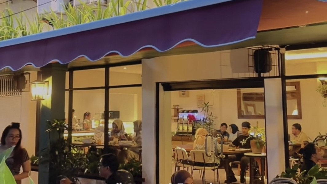 Buka 24 Jam, Kopi Bono Jadi Spot Ngopi Baru dengan Nuansa Eropa di Pekanbaru