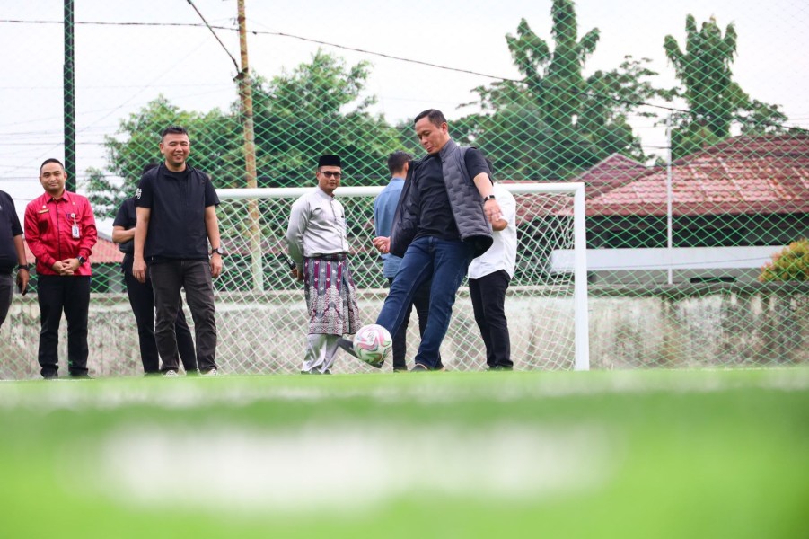 Wali Kota Pekanbaru Resmikan Lapangan Bola Mini Soccer, Gratis untuk Masyarakat