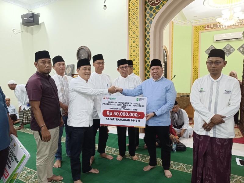 BRK Syariah Serahkan Program Kemitraan Untuk Pembangunan Masjid Nurussalam