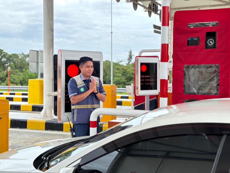 Arus Balik Nataru 2025/2026: Semua Ruas Tol di Sumatera Dipadati Kendaraan, Pemudik Diminta Waspada