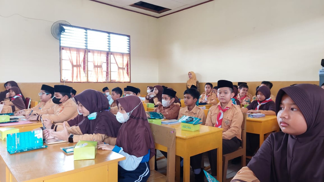 Dinas PKH Riau Turun ke Sekolah-sekolah di Pekanbaru, Edukasi Siswa Tentang Rabies