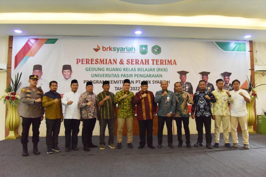 RKB Universitas Pasir Pangaraian dari Program CSR BRK Syariah Diresmikan Plt Gubri Edi Natar