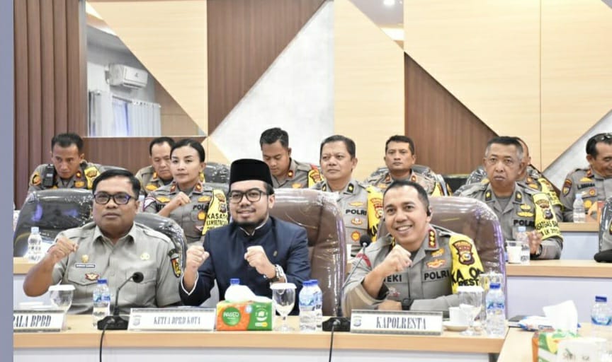 Ginda Burnama Ikuti Rakor bersama Kapolri Terkait Penyelesaian Masalah Banjir di Kabupaten Kota di Riau