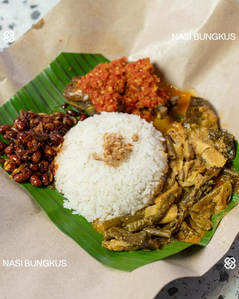 Lezatnya Nasi Bungkus Ala Monocsky, Tempat Nongkrong Paling Seru di Pekanbaru