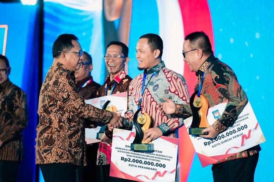 Mendagri Puji Kinerja Walikota Pekanbaru Agung Nugroho, Berhasil Dongkrak PAD Tembus Rp1,2 Triliun