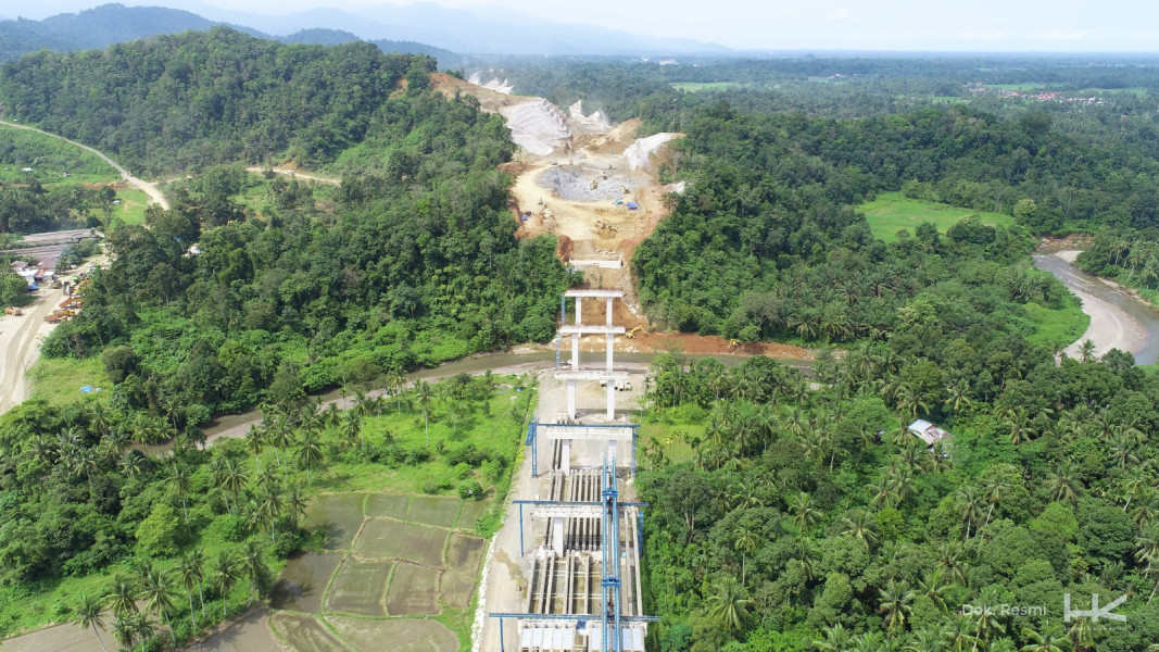 Padang – Sicincin Tembus 30 Menit, Ini Progres Terbaru Tol Pekanbaru - Padang, Rampung September 2024