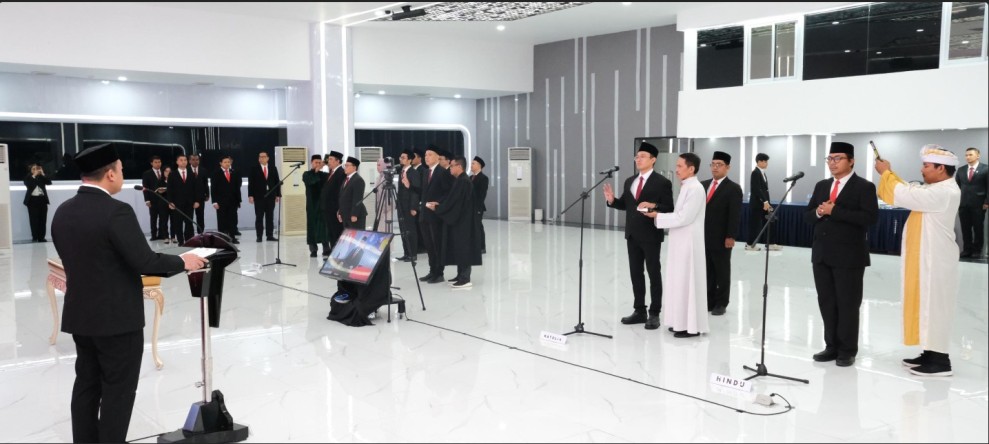Lantik 79 Pejabat Struktural Se-Indonesia, Menteri Nusron Tekankan Semangat Nationwide dan Sistem Meritokrasi