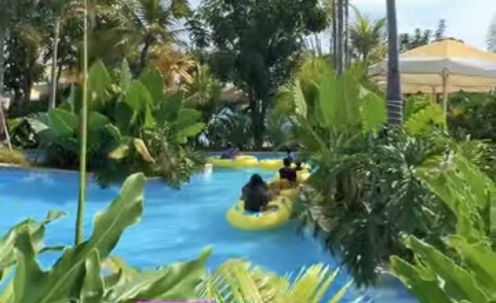 Tropikana Waterpark Hadirkan Promo Buy 2 Get 1 Gratis, Momen Seru Liburan Hemat Bersama Keluarga