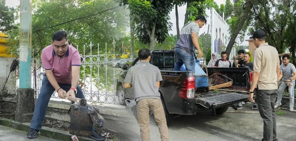 Gotong Royong Meriahkan HUT RI ke-79, DPMPTSP Pekanbaru Bersihkan Area Komplek MPP