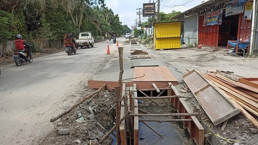 PUPR Pekanbaru : Pembangunan Drainase Jalan Bangau Sakti Hampir Rampung