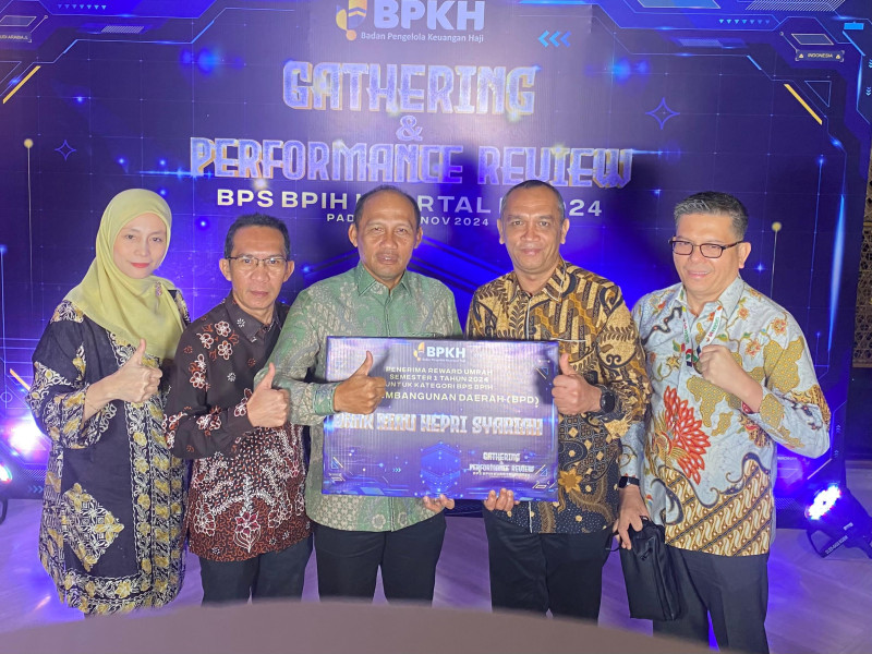 Bank Riau Kepri Syariah Raih Penghargaan Umrah 2024: Bukti Komitmen Optimalisasi Dana Haji