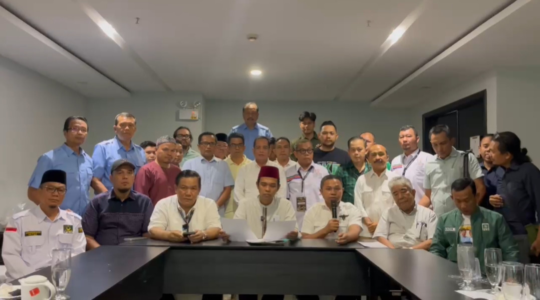 Catat, Ini 16 Poin Komitmen Politik Pasangan Abdul Wahid - SF Hariyanto bersama Ustad Abdul Somad
