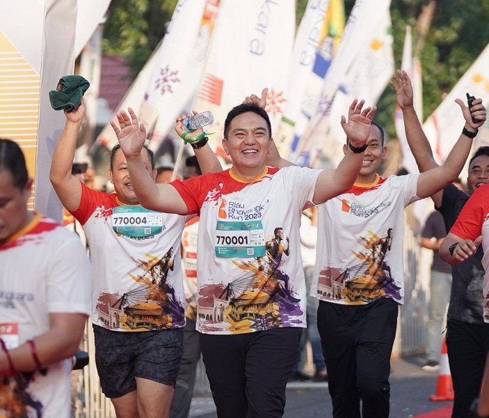 Tiba di Pekanbaru, Ribuan Peserta Riau Bhayangkara Run 2024 Disambut Kuliner Khas dan Musik Melayu