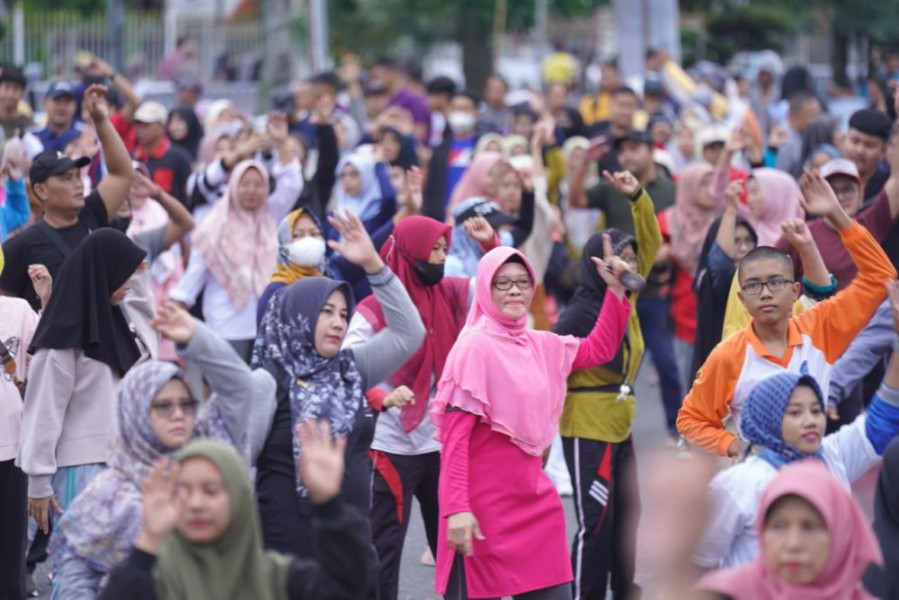 KPK ajak Warga Pekanbaru Senam Hajar Serangan Fajar