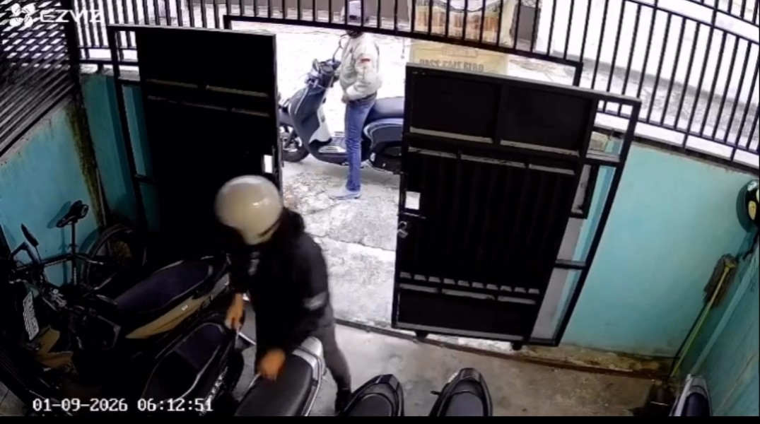 Pelaku Terekam CCTV, Pencuri Sepeda Motor di Dekat Kampus UNRI Gagal Melakukan Aksinya