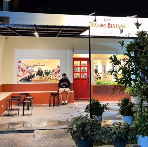 Kafe Hidden Gem Asal Jogja Hadir di Pekanbaru, Kedai Terang Bintang Jadi Spot Nongkrong Baru di Rumbai