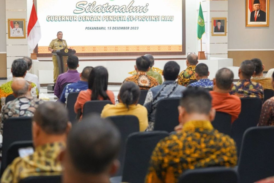 Silaturahmi dengan Pendeta se-Provinsi Riau, Gubri Edy Nasution Paparkan Gagasan Pembangunan Riau