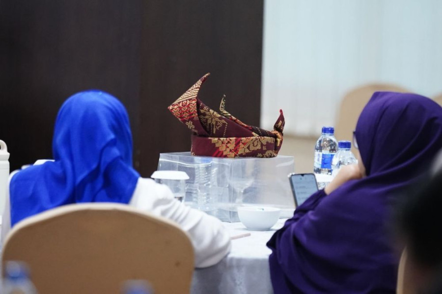 UMKM Bono Tanjak Promosikan Balong Raja dan Nakhoda Trong Saat FGD Akselerasi Ekspor Halal Provinsi Riau