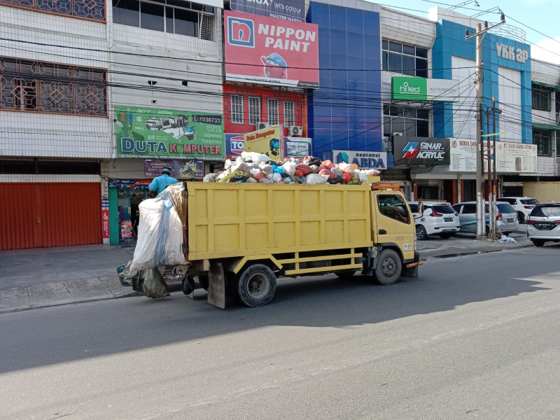 Pemko Pekanbaru Beri Lampu Hijau Soal Pengelolaan Sampah Mandiri, Boleh Kutip Iuran ke Warga
