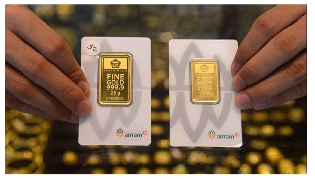 Harga Emas di Pegadaian Hari Ini Turun Tipis, Antam Paling Terasa