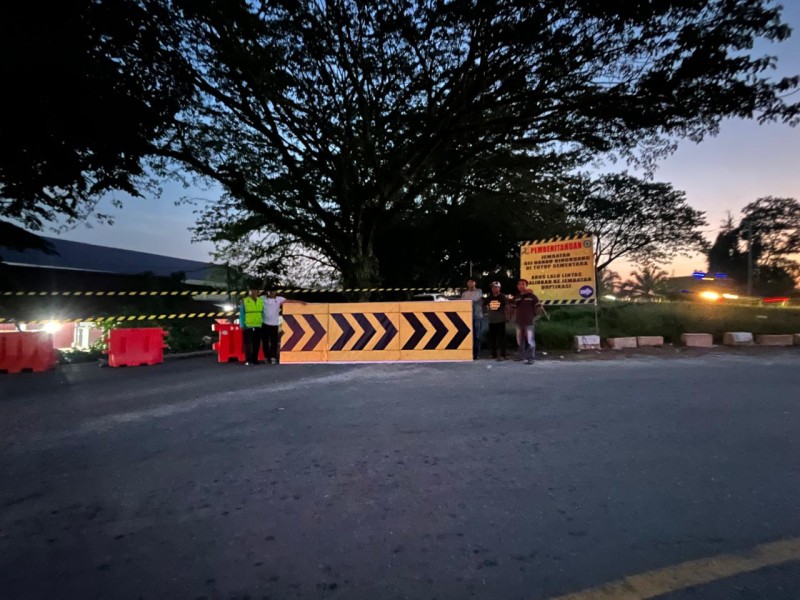 Jembatan Danau Bingkuang Ditutup Sementara, Kendaraan Pekanbaru-Bangkinang Dialihkan ke Jalur Sebelah