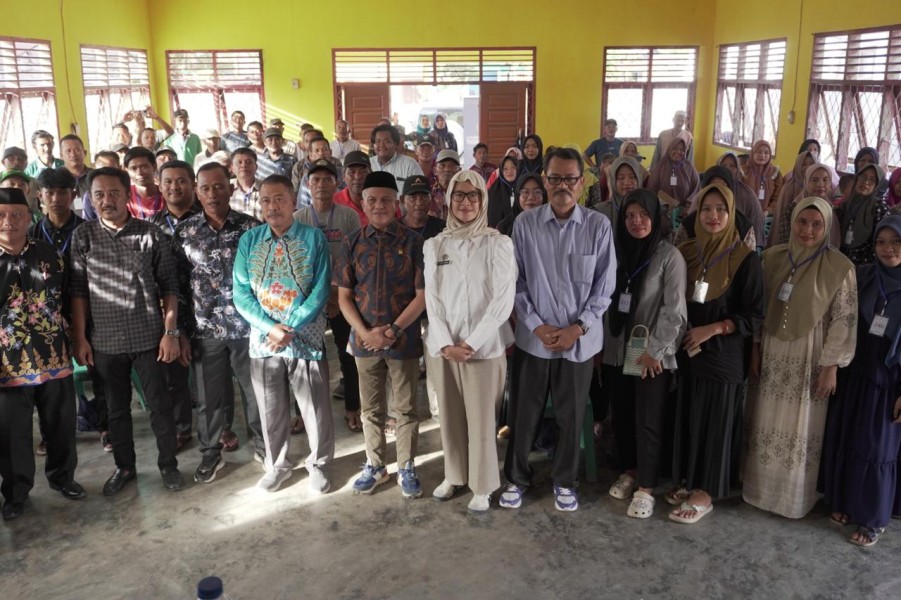Dorong Perluasan Program MBG, DPR RI dan BGN Gelar Sosialisasi Makan Bergizi Gratis di Tapung Riau