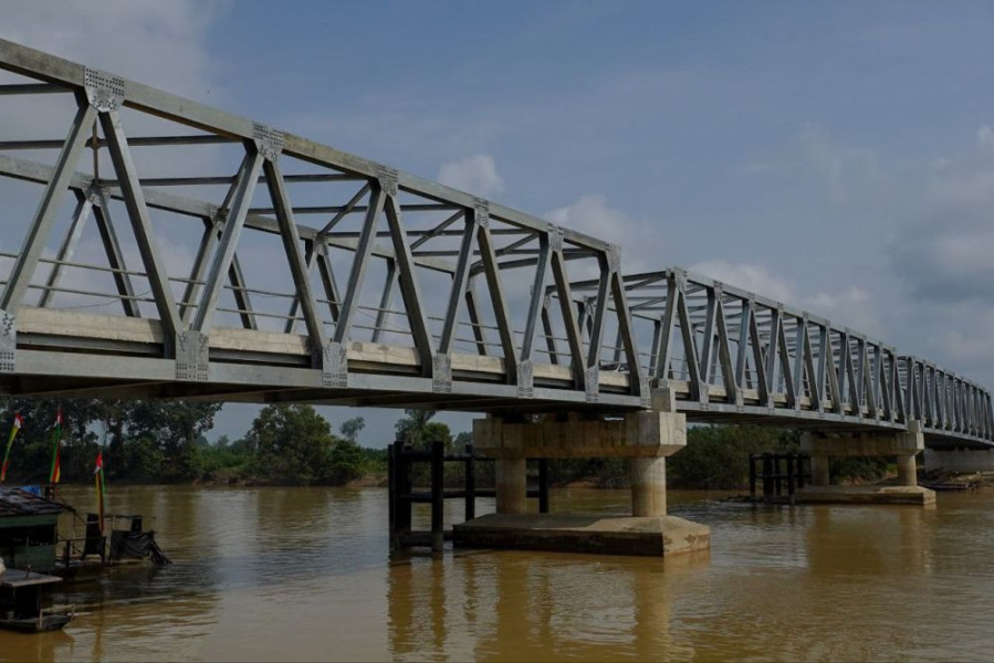 Puluhan Tahun Menunggu Pembangunan Jembatan, Warga Rantau Kasih Berterima Kasih Kepada Pj Gubri SF Hariyanto