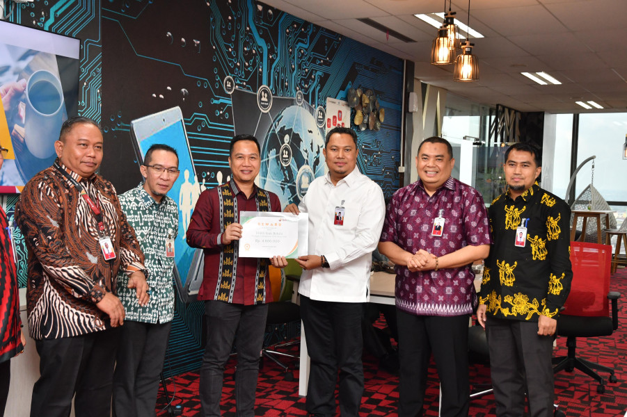 Target KUR Tercapai, Manajemen Apresiasi Unit Kantor yang Memiliki Capaian Tertinggi