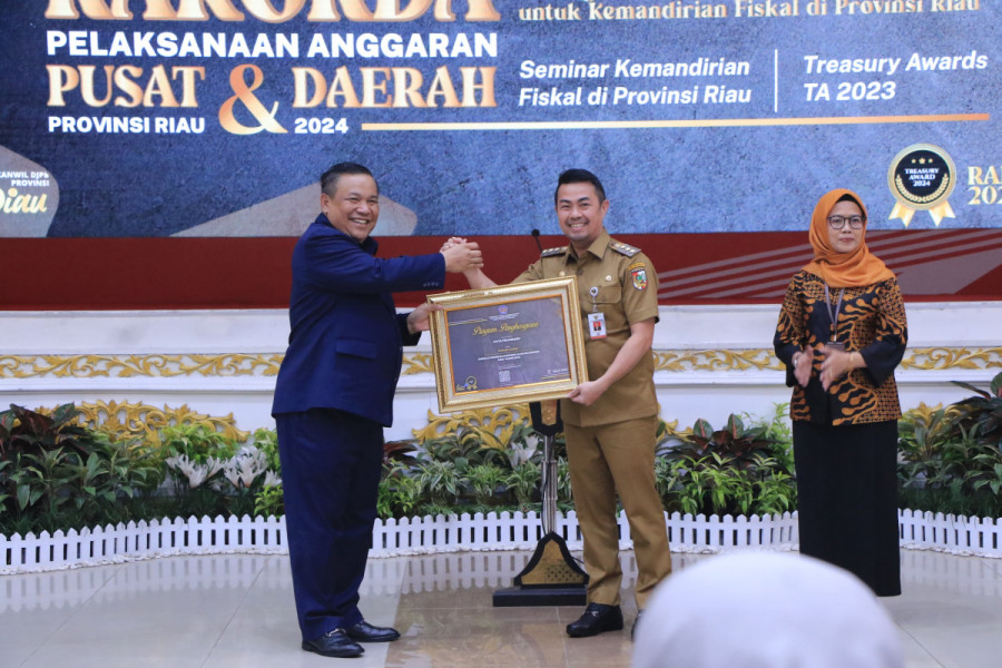 Pemko Pekanbaru Raih 2 Penghargaan pada Treasury Award 2024