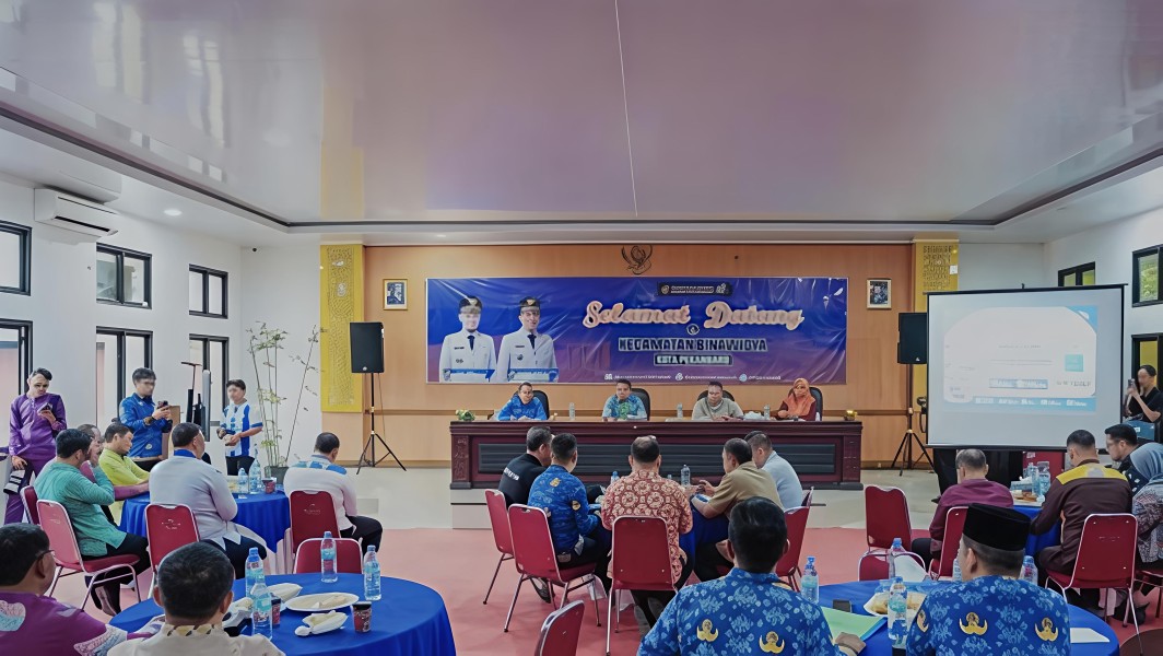 Agung Kumpulkan Seluruh Camat, Evaluasi Sampah hingga Penataan PKL