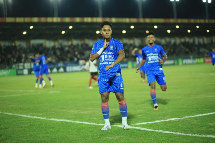 PSPS Pekanbaru Bungkam Persekat Tegal 2-0 di Rumbai