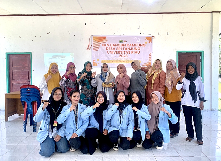 Mahasiswa Kukerta UNRI Desa Sri Tanjung Adakan Kelas Pembuatan Nugget dari Ikan Patin sebagai Upaya Percepatan Penurunan Angka Stunting