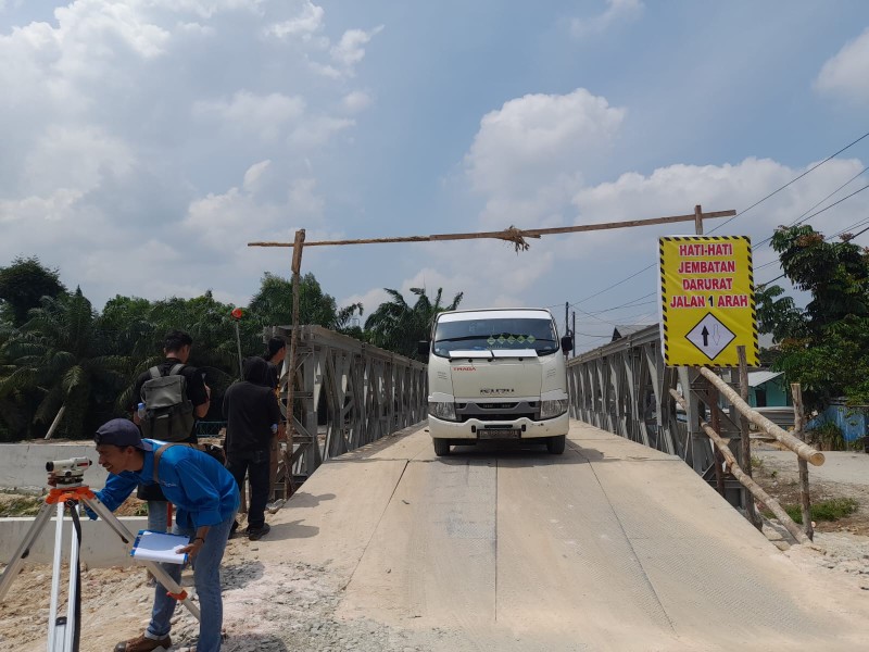 Jembatan Bailey Jalan Nelayan Rampung, Akses Ribuan Warga Rumbai Kembali Normal