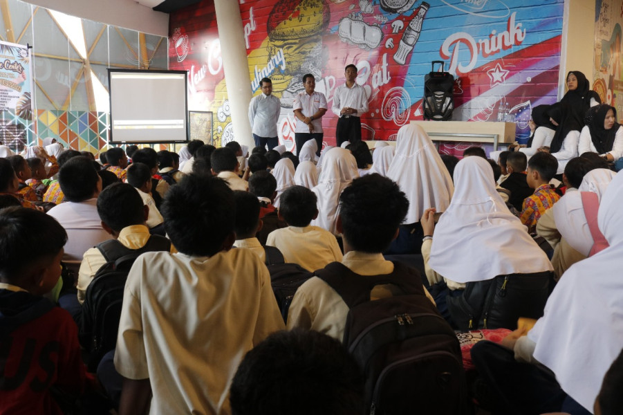Dispusip Pekanbaru Ambil Bagian Dalam Ajang Festival Literasi Riau Care Center