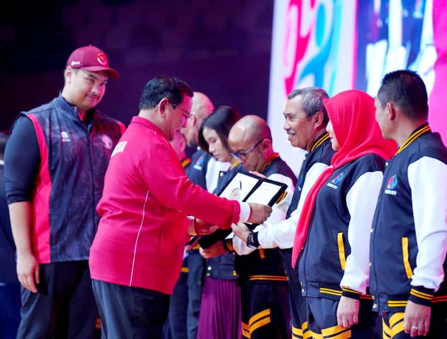 Gubri Syamsuar Dianugerahi Pelaku Olahraga Berprestasi 2023 dari Menpora, Ini Sederet Gebrakannya