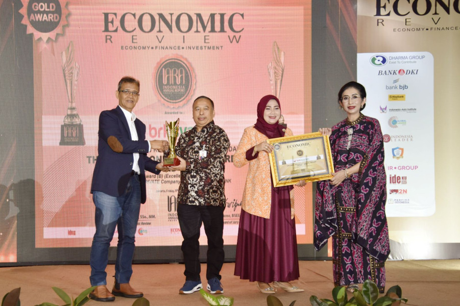 BRK Syariah Raih The Best Indonesia Annual Report Award 2024 Kategori Private Company