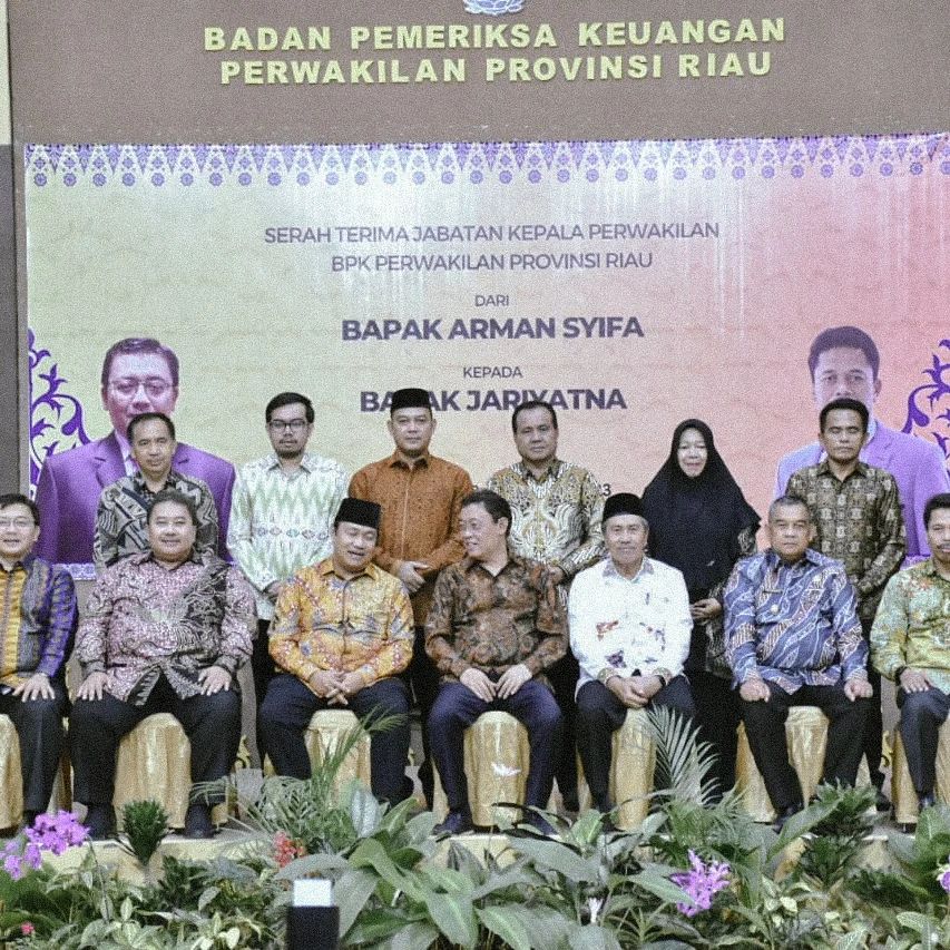 Pimpinan DPRD Pekanbaru Ginda Burnama Hadiri Sertijab Kepala Perwakilan BPK Riau