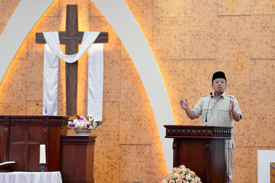 Terima Sertipikat Hak Milik untuk Gereja Kristen Pasundan, Ketua Umum Majelis Sinode GKP: Ini adalah Kado Natal bagi Jemaatnya