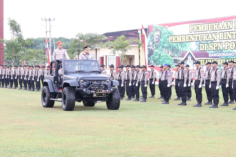Kapolda Riau Buka Pendidikan 119 Bintara SPKT, Tekankan Pelayanan Humanis dan Larang Kekerasan