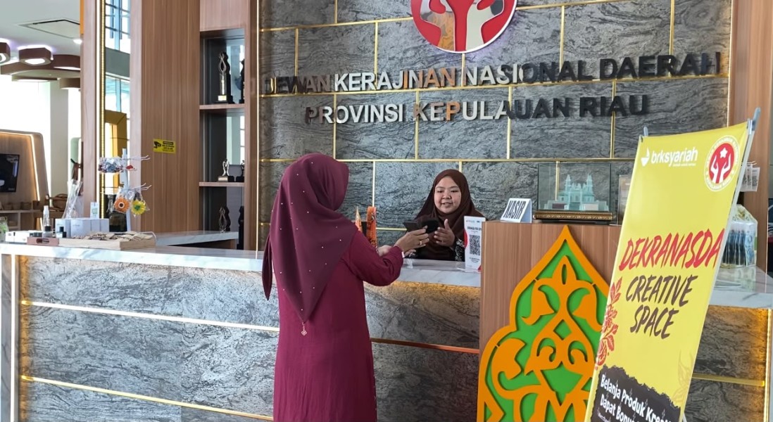 Ada Potongan Rp30.000 di Dekranasda Kepri, Bayarnya Pakai QRIS BRKS Mobile